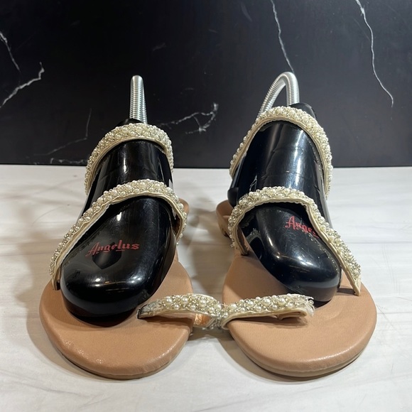 Unbranded Shoes - Unbranded Women’s Sandal White sz 8